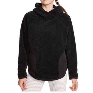 NWT Nike Sherpa Pullover Sweater